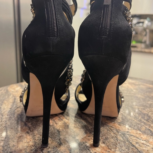 Authentic Jimmy Choo Kani heels.
Limited Edition. - Picture 5 of 8